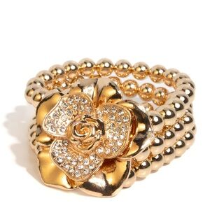 Elegant Gold Flower Bracelet